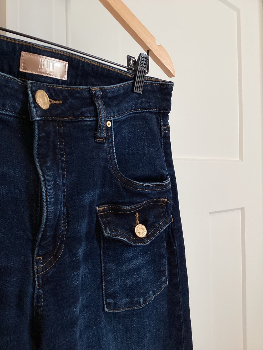 KUT From the Kloth Wide Leg Meg Jean High Rise Button Patch Pocket 8 Dark Rinse - Picture 4 of 12